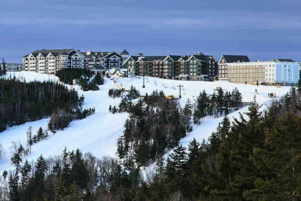 Snowshoe Mountain Retreat! Ski In And Out! Exterior photo